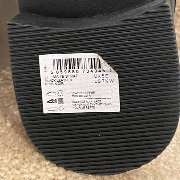 $150 NEW Black Leather CLARKS Maye Strap Ankle Boots 7 1/2 W - Picture 3 of 5